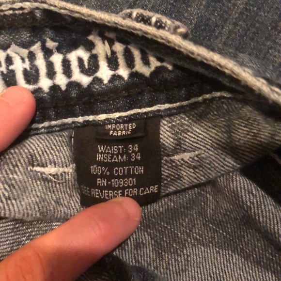 2 pairs of straight leg jeans - Picture 7 of 8